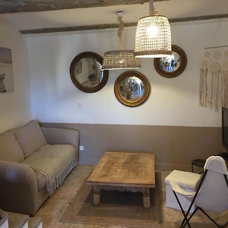 Chez Enzo Apartment Pierrevert Екстериор снимка