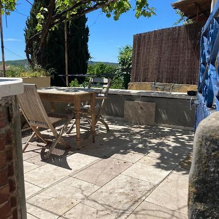 Chez Enzo Apartment Pierrevert Екстериор снимка