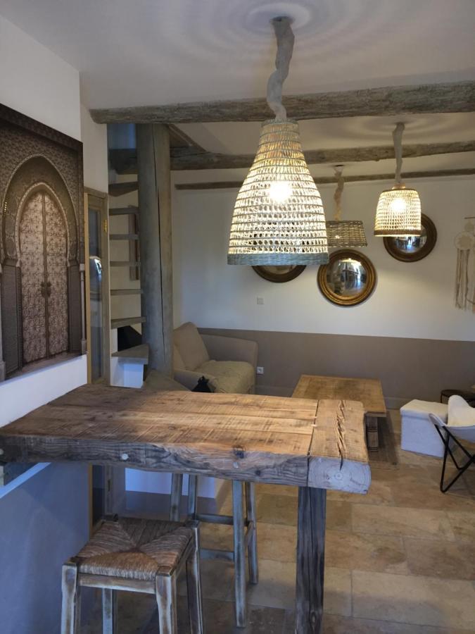 Chez Enzo Apartment Pierrevert Екстериор снимка