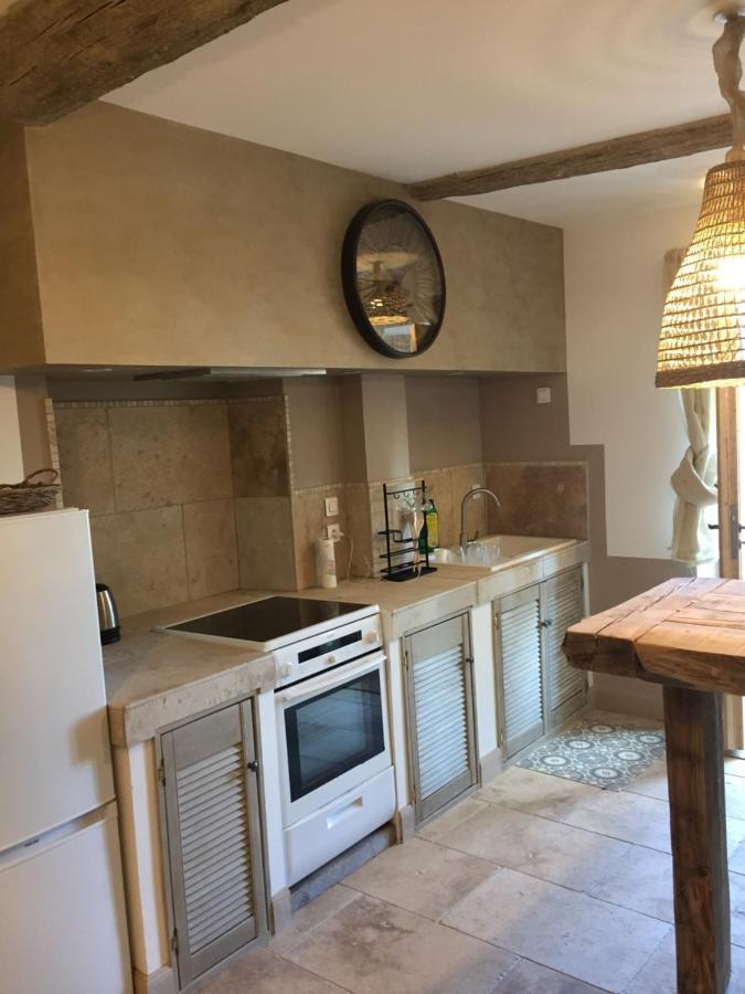 Chez Enzo Apartment Pierrevert Екстериор снимка